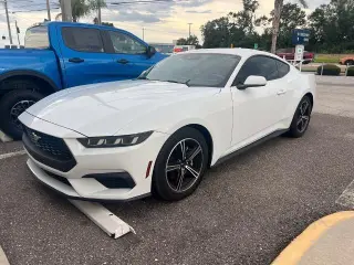Ford Mustang 2024 EcoBoost 2 puertas Fastback