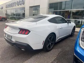 Ford Mustang 2024 EcoBoost 2 puertas Fastback