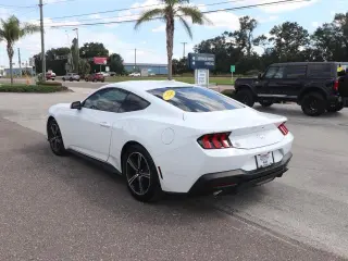 Ford Mustang 2024 EcoBoost 2 puertas Fastback