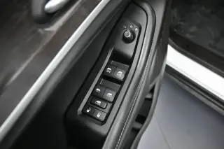 Jeep Grand Cherokee L 2025 4x4 Limited SUV de 4 puertas