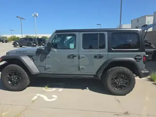Jeep Wrangler 2024 4x4 Willys 4xe 4 puertas SUV