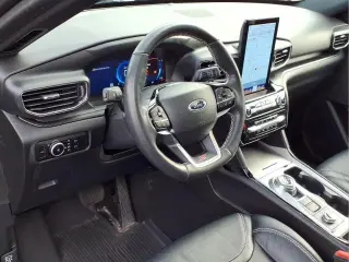Ford Explorer 2023 AWD ST SUV de 4 puertas