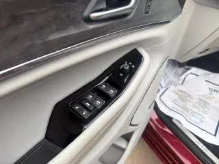 Jeep Grand Cherokee L 2023 4x4 Overland 4dr SUV