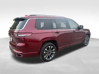 Jeep Grand Cherokee L 2023 4x4 Overland 4dr SUV