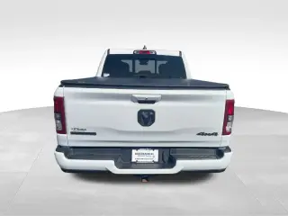 Ram 1500 2020 4x4 Big Horn 4 puertas Crew Cab batea corta de 5.6 pies