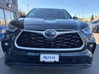 2023 Toyota Highlander Hybrid XLE