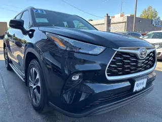 2023 Toyota Highlander Hybrid XLE