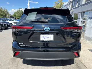2023 Toyota Highlander Hybrid XLE