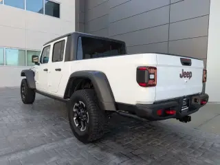 Jeep Gladiator 2026 4x4 Rubicon 4 puertas Doble Cabina 5.0 pies Caja Corta
