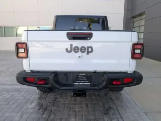 Jeep Gladiator 2026 4x4 Rubicon 4 puertas Doble Cabina 5.0 pies Caja Corta