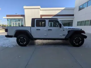 Jeep Gladiator 2026 4x4 Rubicon 4 puertas Doble Cabina 5.0 pies Caja Corta