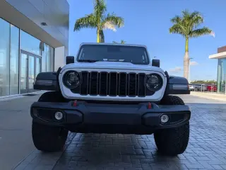 Jeep Gladiator 2026 4x4 Rubicon 4 puertas Doble Cabina 5.0 pies Caja Corta