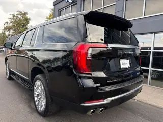 2025 GMC Yukon XL 4WD Denali