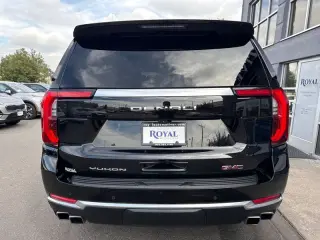 2025 GMC Yukon XL 4WD Denali