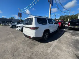 Jeep Wagoneer 2024 4x2 Serie II SUV de 4 puertas