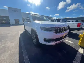 Jeep Wagoneer 2024 4x2 Serie II SUV de 4 puertas