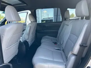2023 Honda Passport AWD Elite
