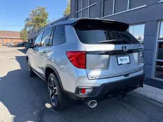 2023 Honda Passport AWD Elite