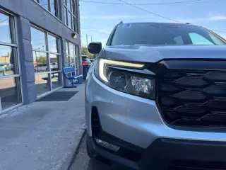 2023 Honda Passport AWD Elite