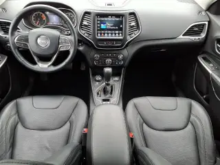 Jeep Cherokee 2021 4x4 Latitude Lux SUV 4 puertas