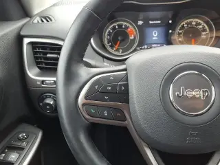 Jeep Cherokee 2021 4x4 Latitude Lux SUV 4 puertas
