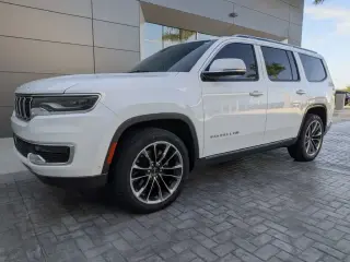 Jeep Wagoneer 2022 4x4 Serie III SUV de 4 puertas