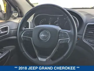 Jeep Grand Cherokee 2018 4x2 Laredo SUV de 4 puertas