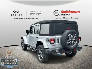 Jeep Wrangler 2024 4x4 Willys 4xe SUV de 4 puertas