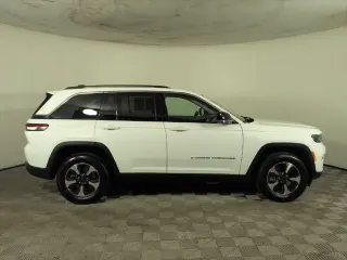 Jeep Grand Cherokee 2024 4x4 4xe 4 puertas SUV