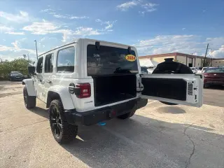 Jeep Wrangler 2024 4x4 Sahara 4xe de 4 puertas