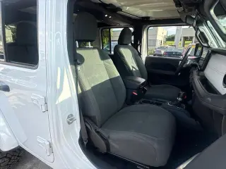 Jeep Wrangler 2024 4x4 Sahara 4xe de 4 puertas