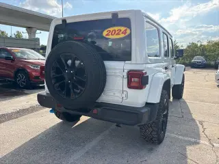 Jeep Wrangler 2024 4x4 Sahara 4xe de 4 puertas