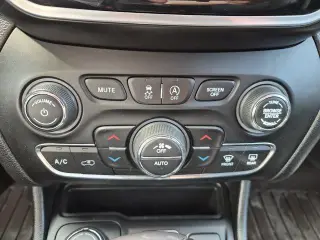 Jeep Cherokee 2021 4x4 Limited SUV de 4 puertas