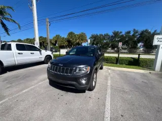 Jeep Grand Cherokee 2014 4x2 Laredo SUV de 4 puertas