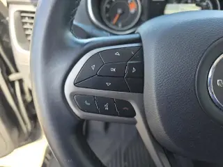 Jeep Cherokee 2019 Latitude Plus SUV de 4 puertas