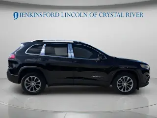 Jeep Cherokee 2019 Latitude Plus SUV de 4 puertas
