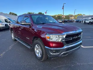 Ram 1500 2020 4x4 Big Horn 4 puertas Crew Cab 1.7 m SB Pickup