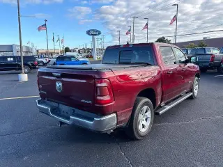 Ram 1500 2020 4x4 Big Horn 4 puertas Crew Cab 1.7 m SB Pickup