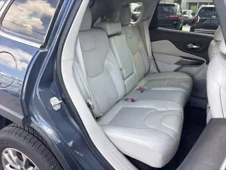 Jeep Cherokee 2021 4x4 Latitude Lux SUV de 4 puertas