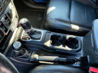 Jeep Wrangler 2023 4x4 High Altitude 4xe SUV de 4 puertas
