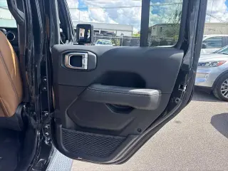 Jeep Wrangler 2023 4x4 Sahara 4xe 4dr SUV