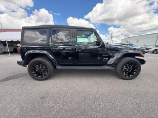 Jeep Wrangler 2023 4x4 Sahara 4xe 4dr SUV