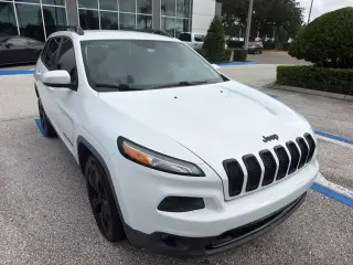 Jeep Cherokee 2018 Latitude SUV de 4 puertas