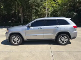 Jeep Grand Cherokee 2017 4x2 Laredo 4dr SUV