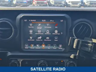 Jeep Wrangler Unlimited 2021 4x4 High Altitude 4xe SUV de 4 puertas