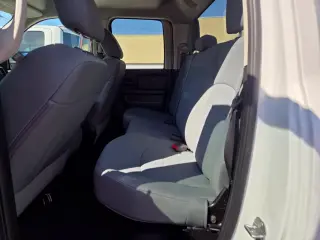 Ram 1500 Classic 2019 4x2 Tradesman 4 puertas Quad Cab caja corta de 6.3 pies