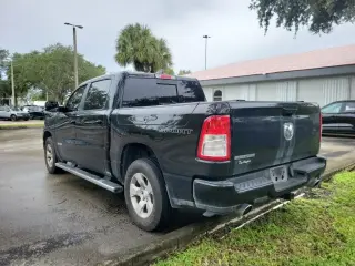 Ram 1500 2022 4x2 Big Horn Cabina Tripulación 4 puertas Caja Corta de 5.6 pies