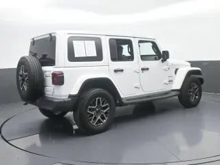 Jeep Wrangler 2024 4x4 Sahara 4dr SUV