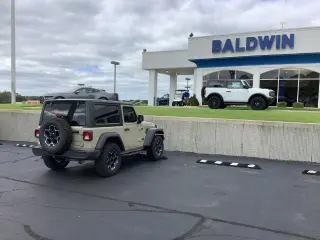 Jeep Wrangler 2022 4x4 Sport 2dr SUV