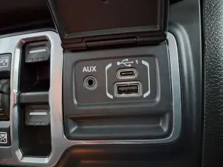 Jeep Wrangler Unlimited 2022 4x4 Sport SUV 4 puert